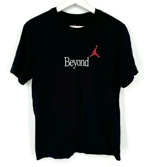 Nike Jordan Beyond Graphic Short Sleeve T-Shirt Black Mens Medium Standard Fit - Picture 1 of 7